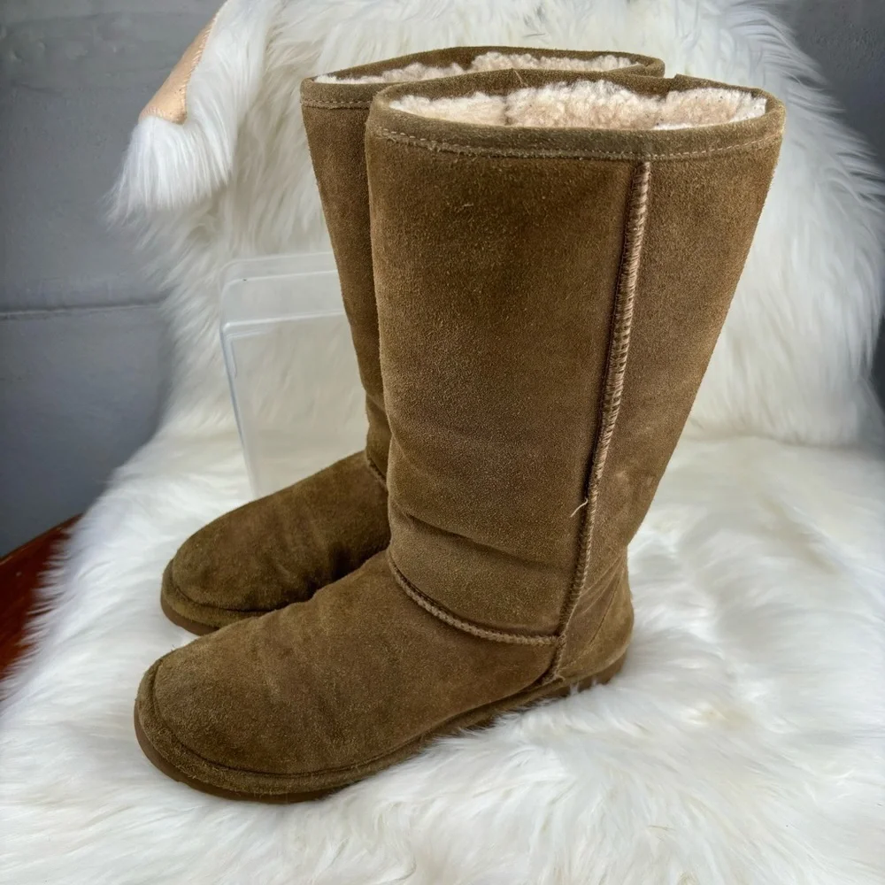 BEARPAW FUR WINTER TALL BOOTS SIZE 8